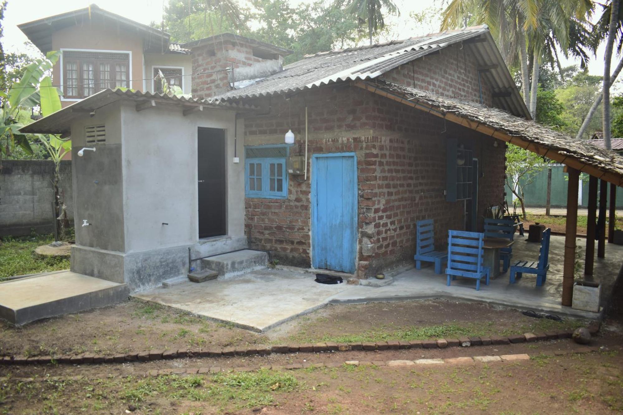 Chill House Hostel Anuradhapura Exterior photo