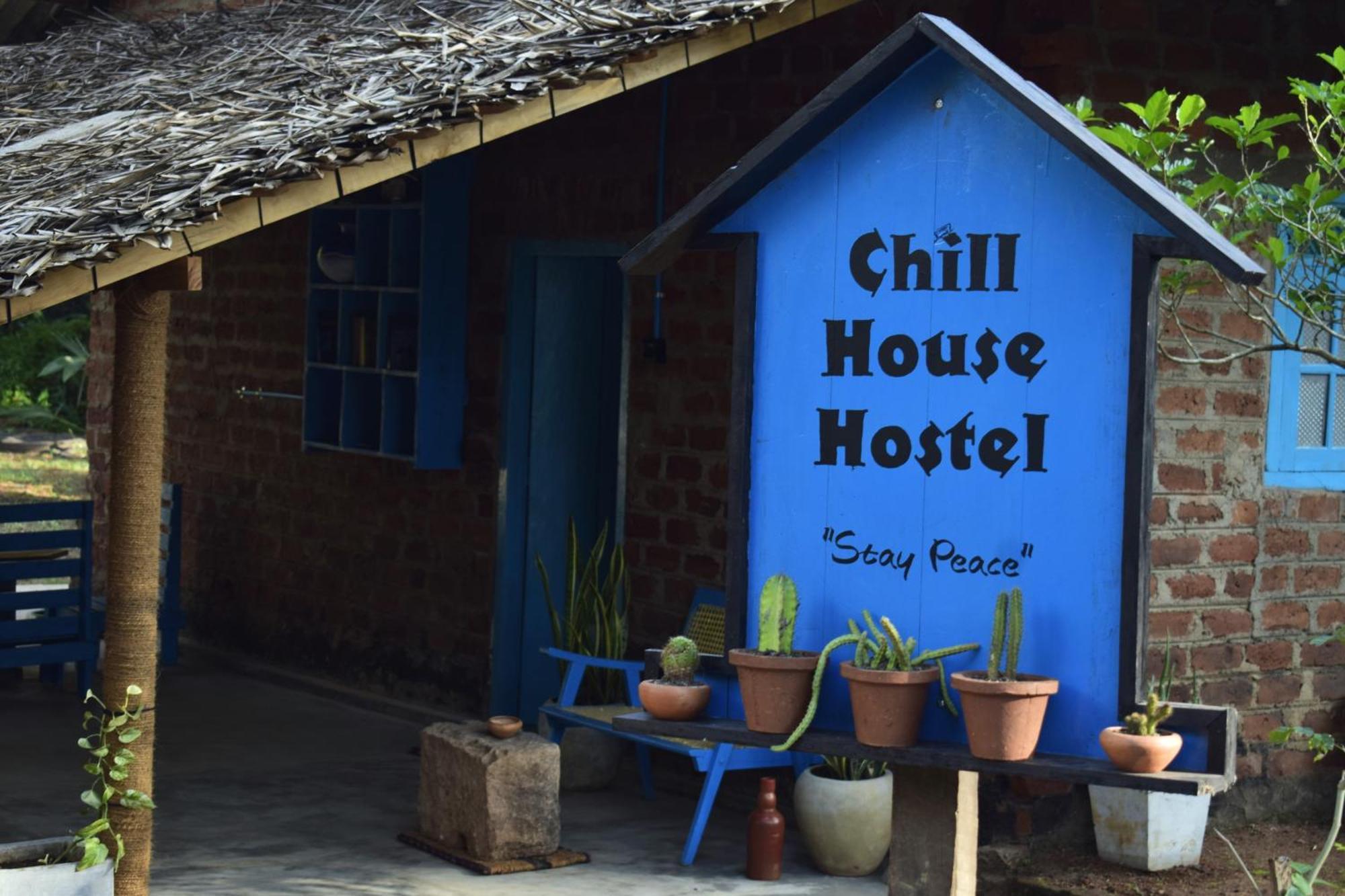 Chill House Hostel Anuradhapura Exterior photo