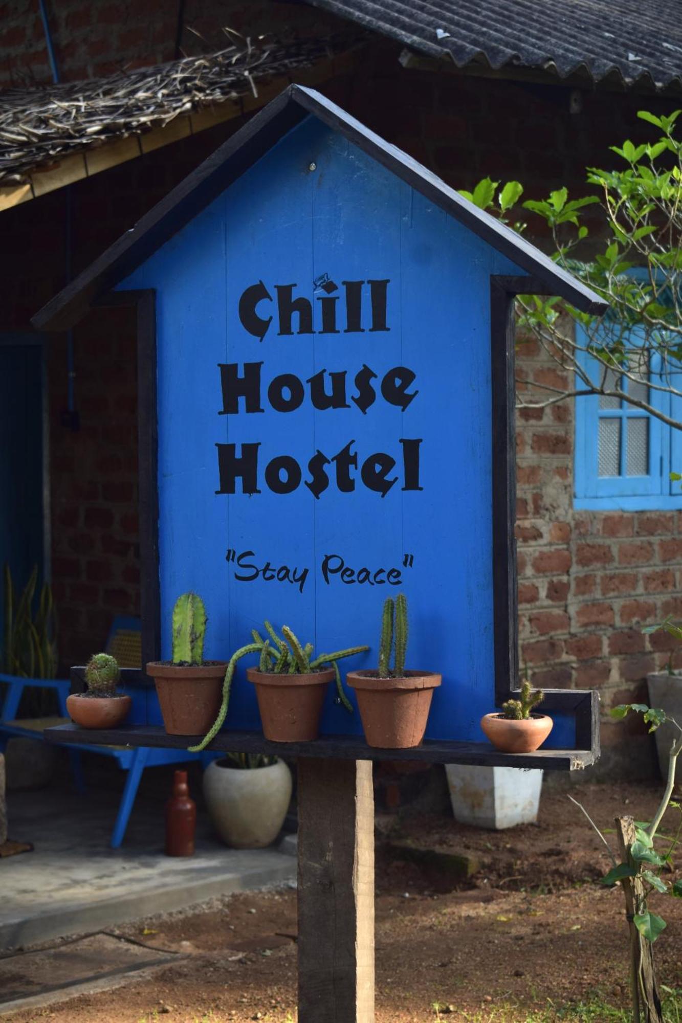 Chill House Hostel Anuradhapura Exterior photo