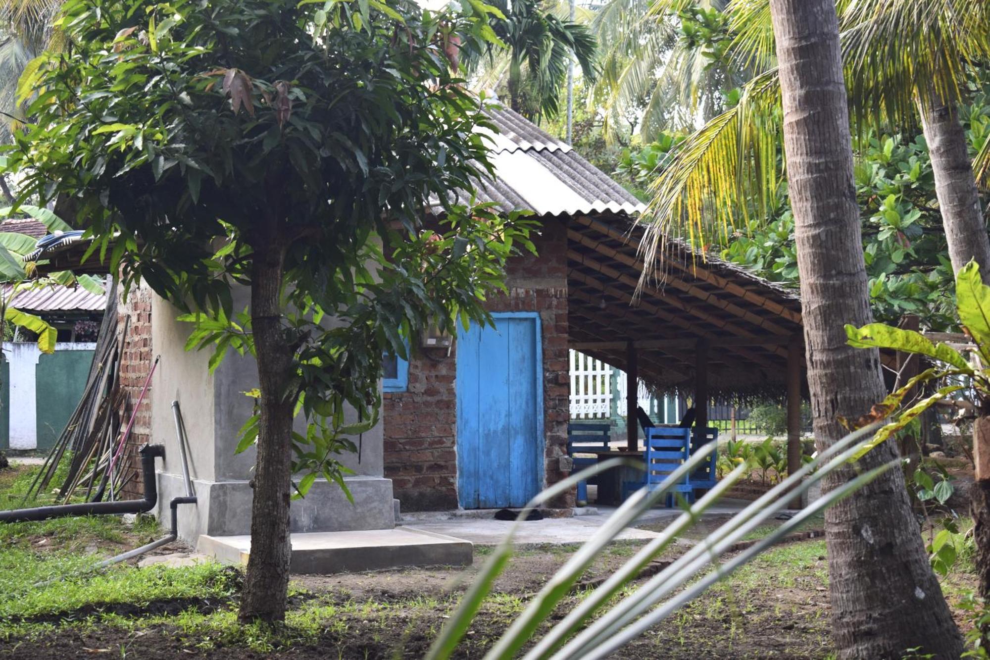 Chill House Hostel Anuradhapura Exterior photo